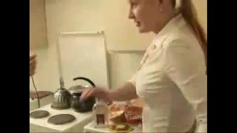 Выпивший батя трахнул дочь